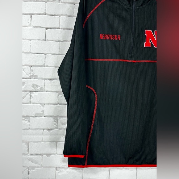 Franchise Club Nebraska Huskers Men’s 1/4 Zip Thermatec Performance Pullover | L - Picture 3 of 6
